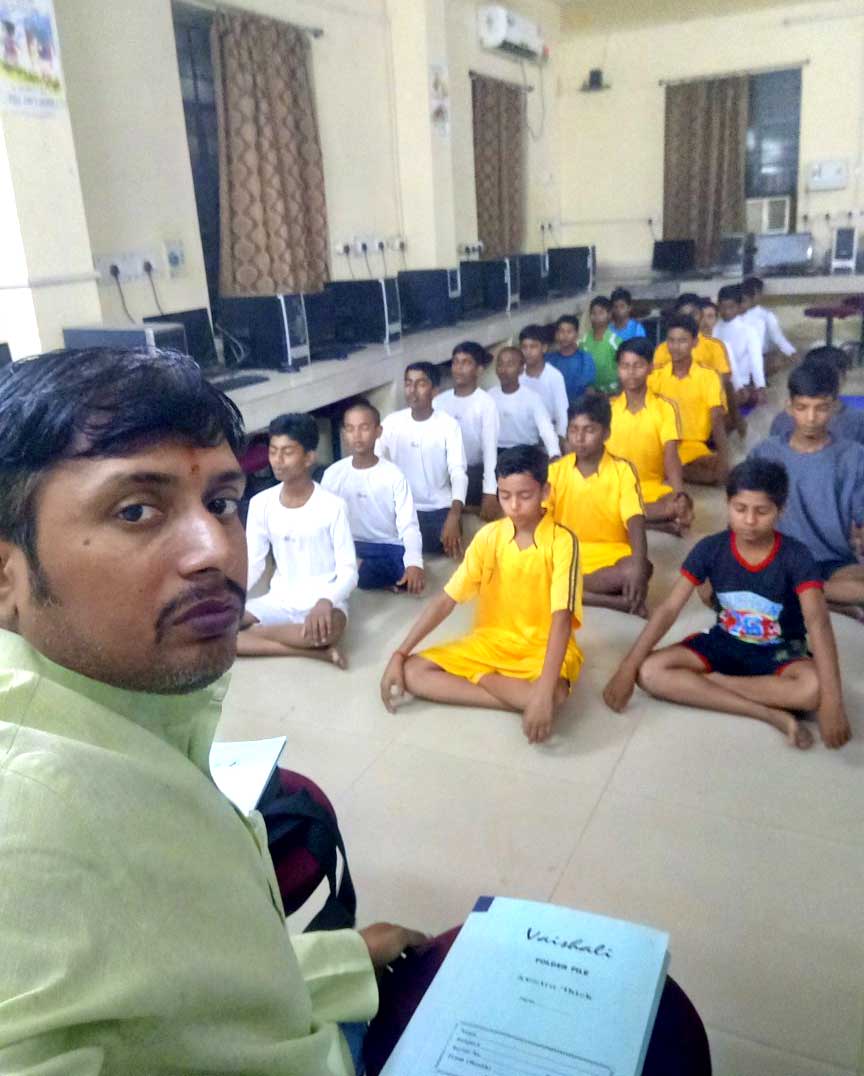 Yoga Classes in Patna, Best Yoga Classes in Patna, Yoga Therapy in Patna,Acupressure Therapy in patna