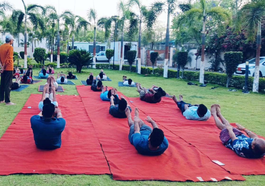 Yoga Classes in Patna, Best Yoga Classes in Patna, Yoga Therapy in Patna,Acupressure Therapy in patna